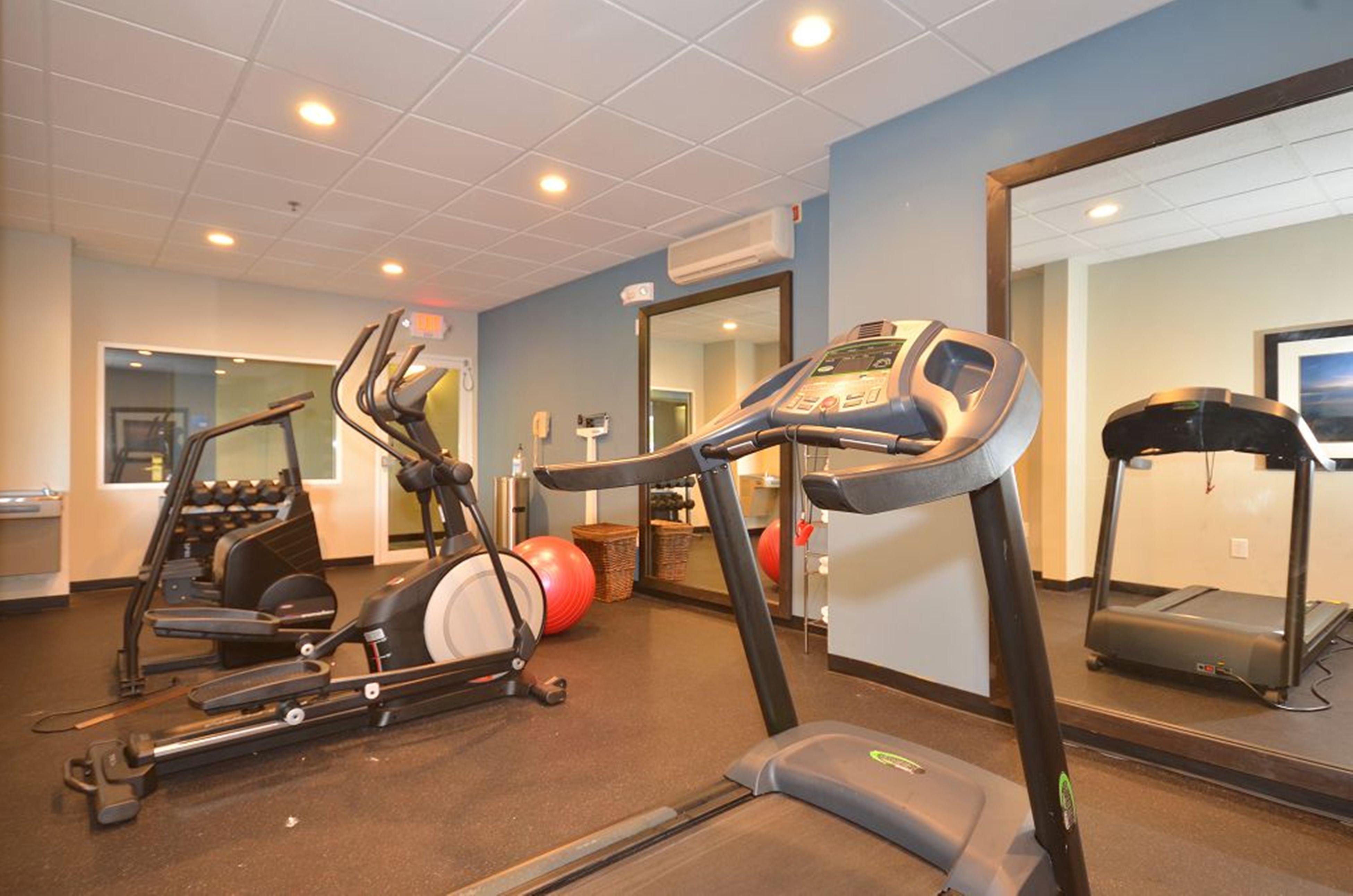 Holiday Inn Express Hotel & Suites Farmington, An Ihg Hotel Экстерьер фото