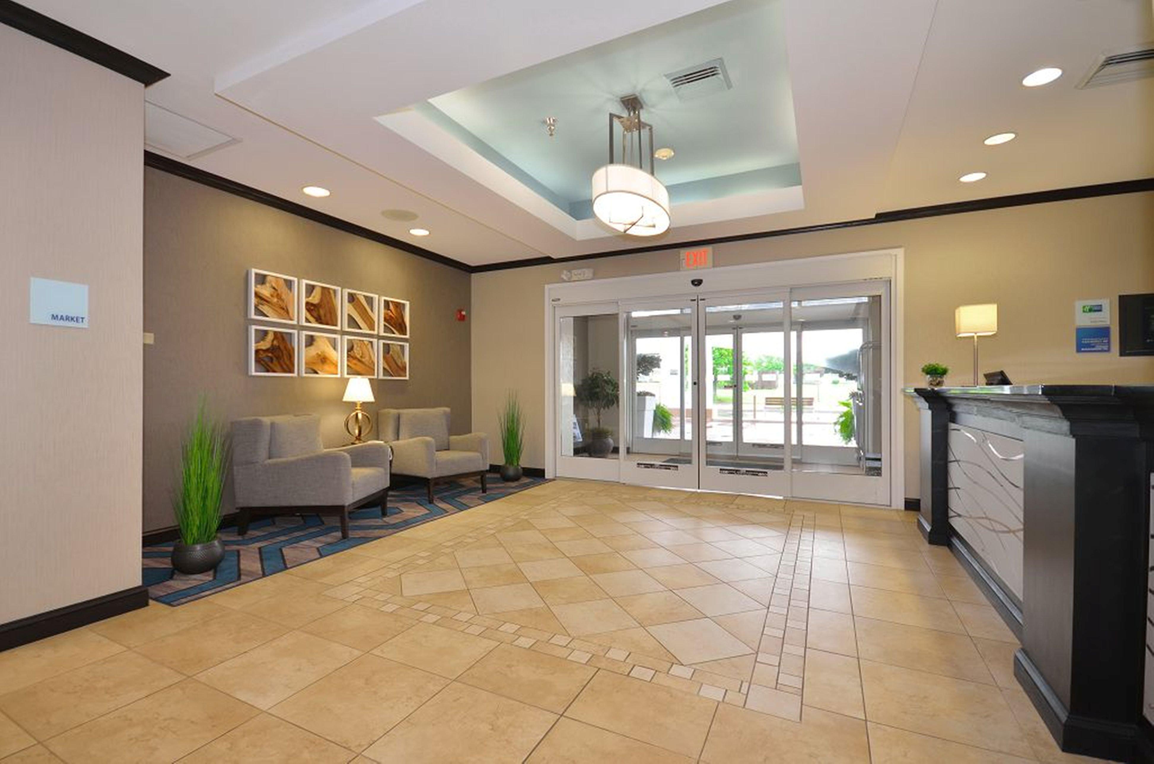 Holiday Inn Express Hotel & Suites Farmington, An Ihg Hotel Экстерьер фото